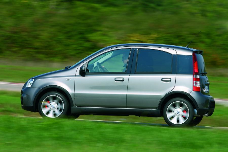  Fiat Panda 2006 года  (фото 18 из 27)